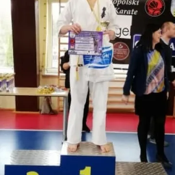 Złoty team Klubu Karate Radnori