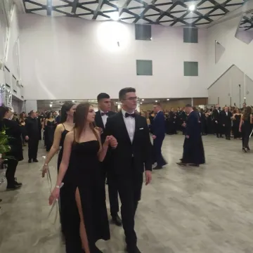 Studniówka 2024: bal maturzystów radomszczańskiego „mechanika”