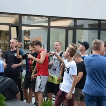 Koncert Enter Crvsh na zakończenie lata