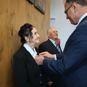 Złoci Małżonkowie uhonorowani medalami