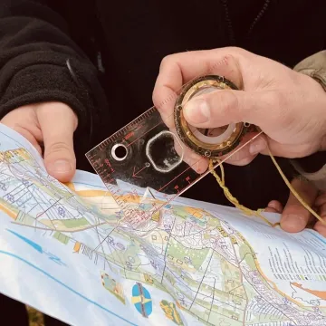 Manewry klas mundurowych ZSP 1 w Radomsku