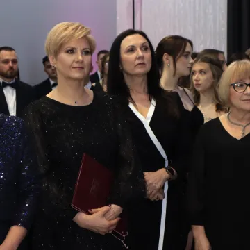 ZSE w Radomsku bawiło się na 100 dni przed maturą