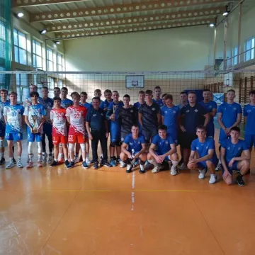 Debiut juniorów Volley Radomsko w spotkaniach o stawkę