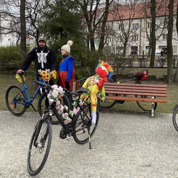 Rowerzyści z Radomska pożegnali zimę