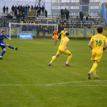 Lider nie zawiódł. RKS pewnie wygrywa z Omegą Kleszczów