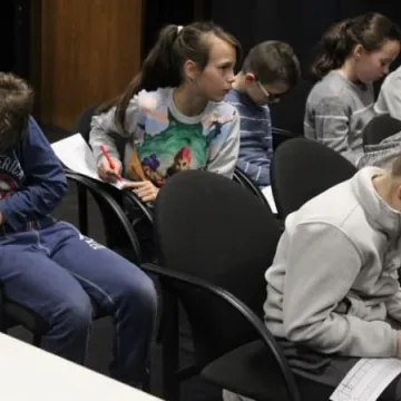 „Wehikuł czasu” – warsztaty edukacyjne dla dzieci w MDK 