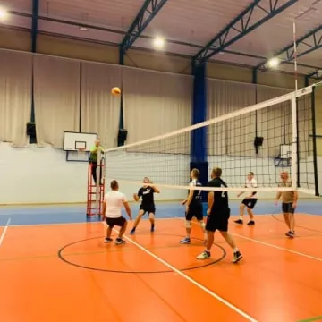 Wyniki 1. kolejki Amatorskiej Ligi Siatkówki 