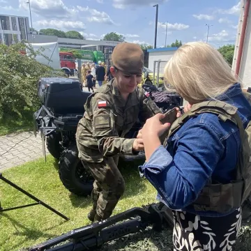 Symulacja wypadku i zarządzanie kryzysowe. Trening 9. Łódzkiej Brygady OT w Radomsku