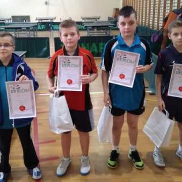 Młodzi tenisiści UMLKS Radomsko startowali w Łodzi