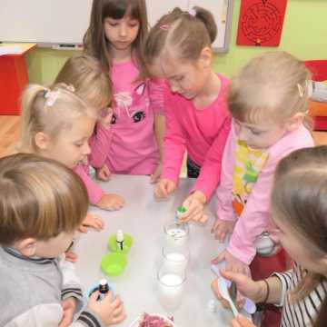 Przedszkolaki z Dziepółci rozwijają się w trzech wyjątkowych projektach edukacyjnych