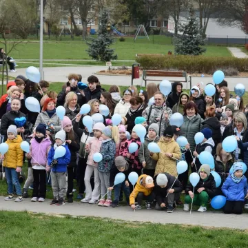 Radomsko włączyło się w obchody Dnia Autyzmu