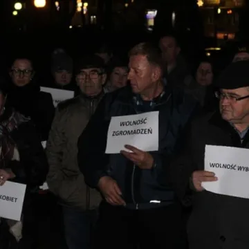 Protestują w obronie demokracji