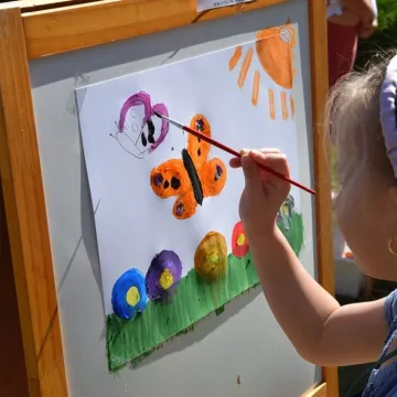 Wiosenne malowanie w PP 9 w Radomsku