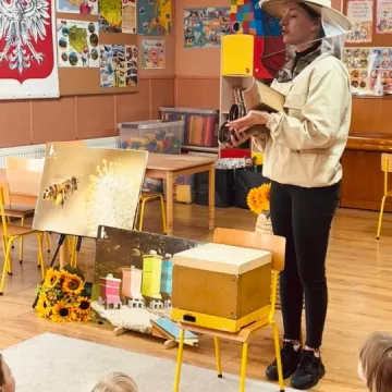 Warsztaty pszczelarskie w przedszkolu nr 4