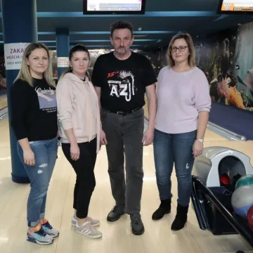 Samorządowcy grali w kręgle