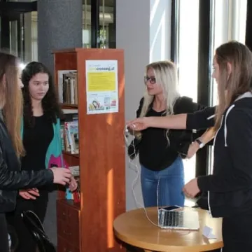 Filmowa podróż za jeden uśmiech