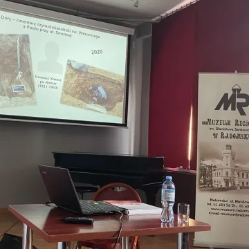 [WIDEO] Poszukiwania szczątków kapitana Stanisława Sojczyńskiego-Warszyca. Wykład dr Krzysztofa Latochy w Muzeum Regionalnym w Radomsku