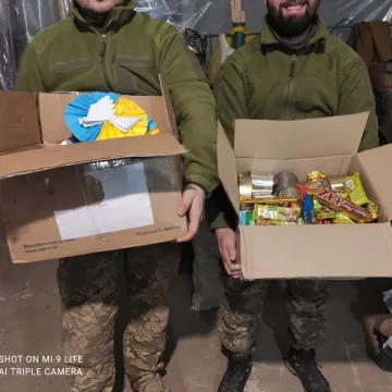 W Radomsku dalej tworzą się świece okopowe dla Ukrainy