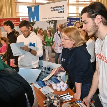 43 wystawców, setki możliwości. Targi edukacyjne w II LO Radomsko