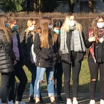 Antysmogowy happening uczniów Drzewniaka