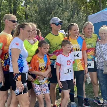 W Gomunicach poszli i pobiegli dla pszczół