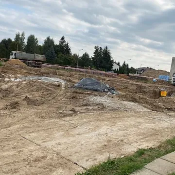 Miliony na rozwój bazy sportowej w powiecie radomszczańskim