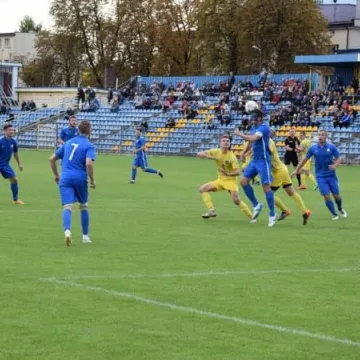 Nareszcie wygrana! RKS Radomsko – Świt Nowy Dwór Maz. 2:1