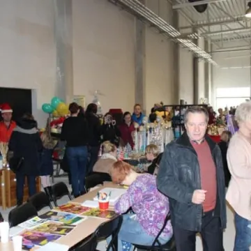 Świąteczny kiermasz w Radomsku