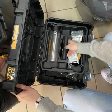 Akademia DeWalt w „Mechaniku”. Prestiżowy program tylko dla 10 szkół w kraju