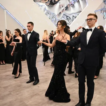 Studniówka maturzystów I LO w Radomsku