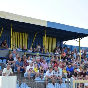 RKS przegrywa na własnym stadionie z Pogonią Grodzisk