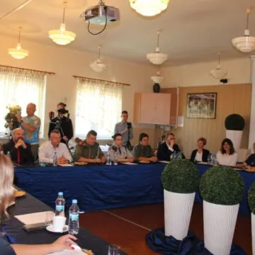 Okrągły stół wychowawczy w Radomsku