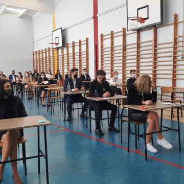 Maturalny maraton rozpoczęty