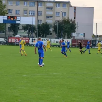 Nareszcie wygrana! RKS Radomsko – Świt Nowy Dwór Maz. 2:1