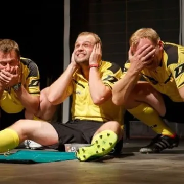 Spektakl Ojczyzna w MDK