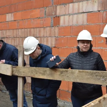 Zobacz, jak powstaje hala sportowa w Kamieńsku