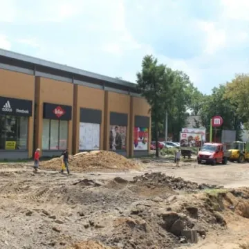 Przebudowa skrzyżowania trwa