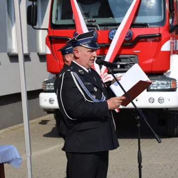 Druhowie z OSP Stobiecko Miejskie bogatsi o nowy wóz