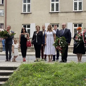 Mieszkańcy Radomska oddali hołd powstańcom warszawskim