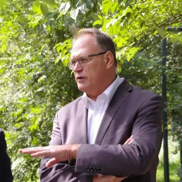 Radny Rączkowski: drzewa w Parku Świętojańskim zagrażają życiu mieszkańców