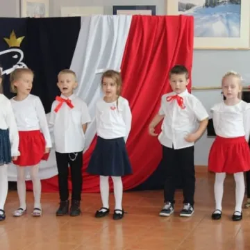 Przedszkolaki uczcili święto Niepodległości