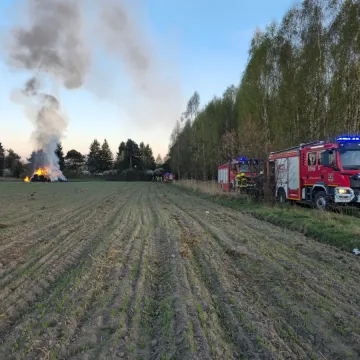 Pożar balotów słomy w Gorzędowie