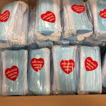 Fundacja WOŚP podarowała szpitalowi maseczki