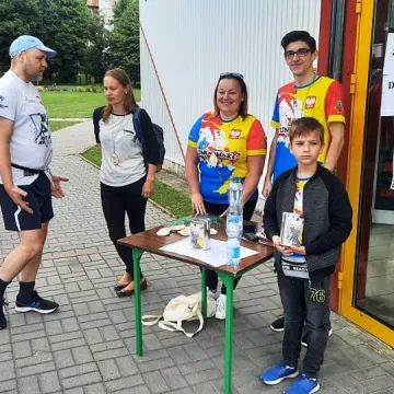 Ponad setka biegaczy stanęła na starcie biegu ulicznego w Radomsku