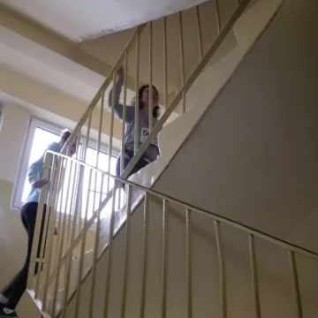 Bieg po schodach radomszczańskiego wieżowca. Wszystko dla WOŚP