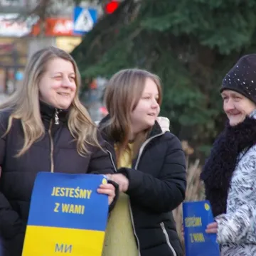 Radomsko: Wiec solidarności z Ukrainą