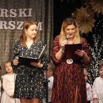 Przedszkolaki recytowały „zimowe” wierszyki w MDK w Radomsku