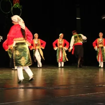 Koncert zespołów folklorystycznych w MDK