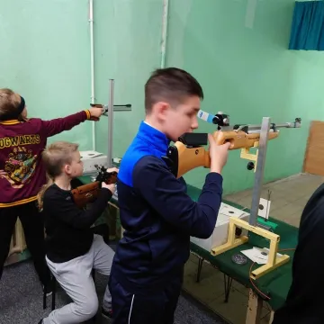 8 medali dla pistoleciarzy z OKSS „10-tka”