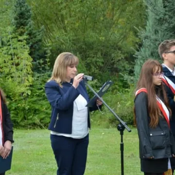 Uroczystości pod Dębem Pamięci